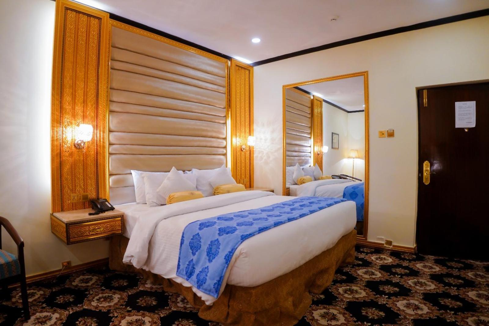 Indus Hotel Hyderabad Exterior foto